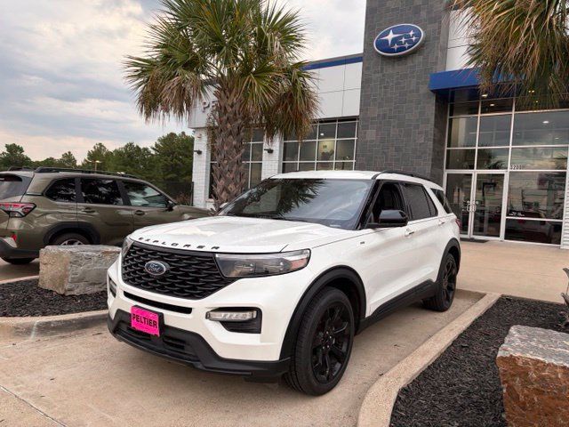Used 2022 Ford Explorer ST-Line w/ Class IV Trailer Tow Package RWD image 3