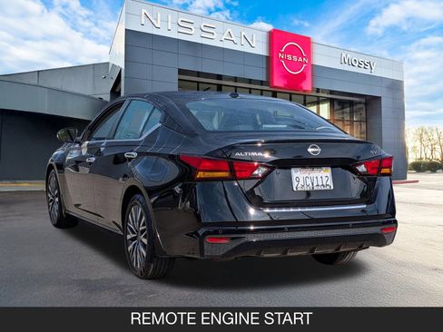 Certified 2023 Nissan Altima 2.5 SV image 8