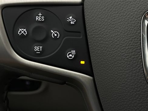 Used 2020 GMC Terrain Denali w/ Denali Premium Package AWD/4WD image 22