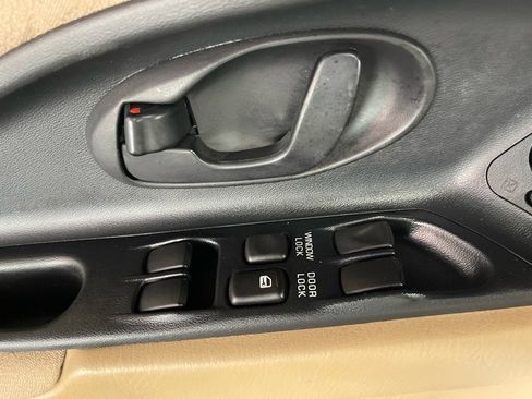 Used 1998 Mitsubishi Eclipse GS image 29