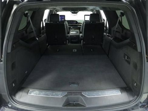 Used 2022 Cadillac Escalade ESV Sport Platinum AWD/4WD image 41