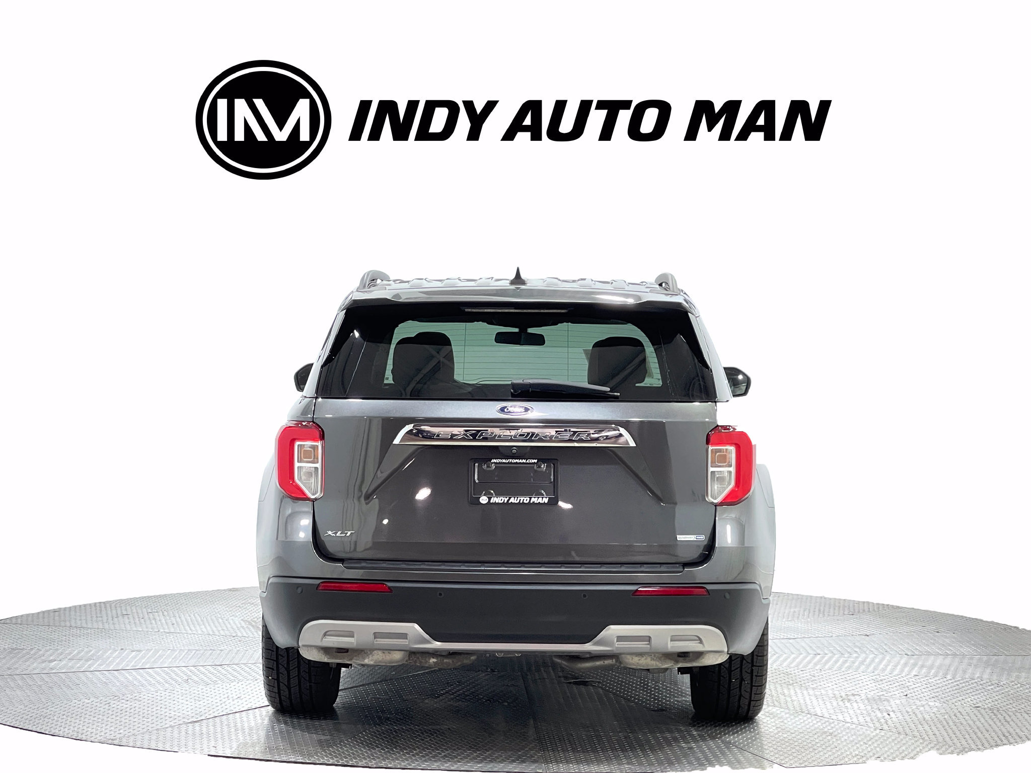 Used 2020 Ford Explorer XLT w/ Equipment Group 202A AWD/4WD image 5