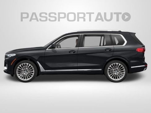 Used 2022 BMW X7 xDrive40i w/ M Sport Package AWD/4WD image 3