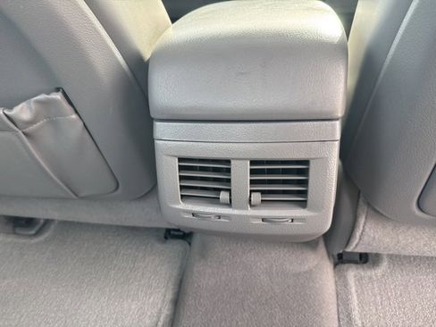 Used 2008 Toyota Avalon XL image 12