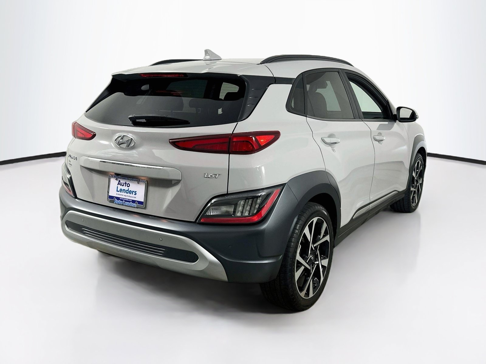 Used 2023 Hyundai Kona Limited FWD image 5