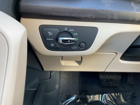 Used 2018 Audi Q5 2.0T Premium Plus w/ Premium Plus Package image 23