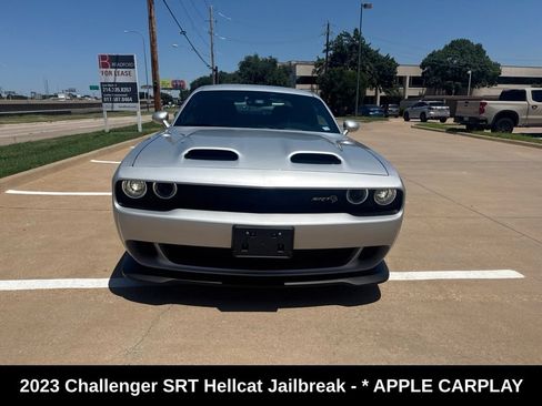 Used 2023 Dodge Challenger SRT Hellcat w/ Driver Convenience Group RWD image 5