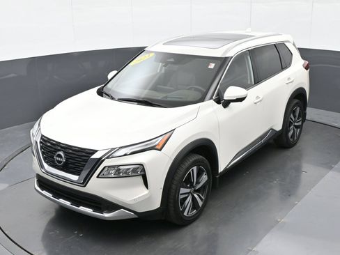 Used 2023 Nissan Rogue Platinum w/ Platinum Premium Package AWD/4WD image 28