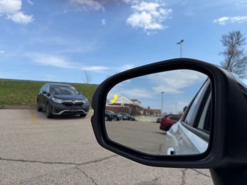 Used 2023 Honda HR-V Sport image 25