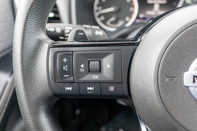 Used 2021 Nissan Rogue SV AWD/4WD image 22