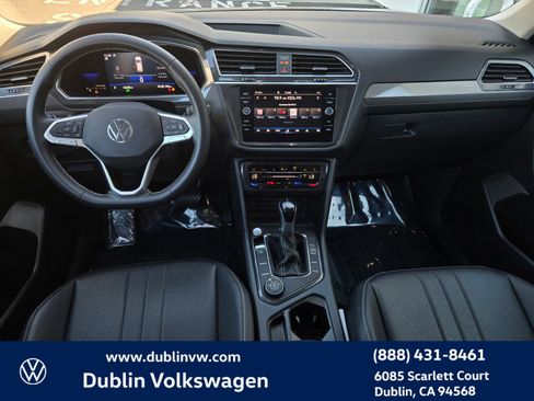 Certified 2023 Volkswagen Tiguan SE w/ Panoramic Sunroof Package image 12