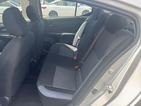 Used 2025 Nissan Versa SV FWD image 23