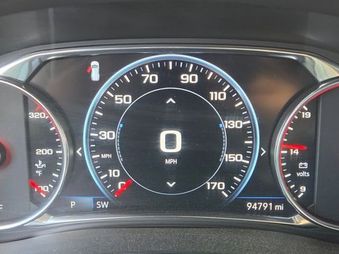Used 2023 Chevrolet Traverse Premier w/ Redline Edition AWD/4WD image 20