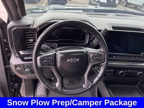 Used 2024 Chevrolet Silverado 2500 ZR2 w/ Technology Package AWD/4WD image 13