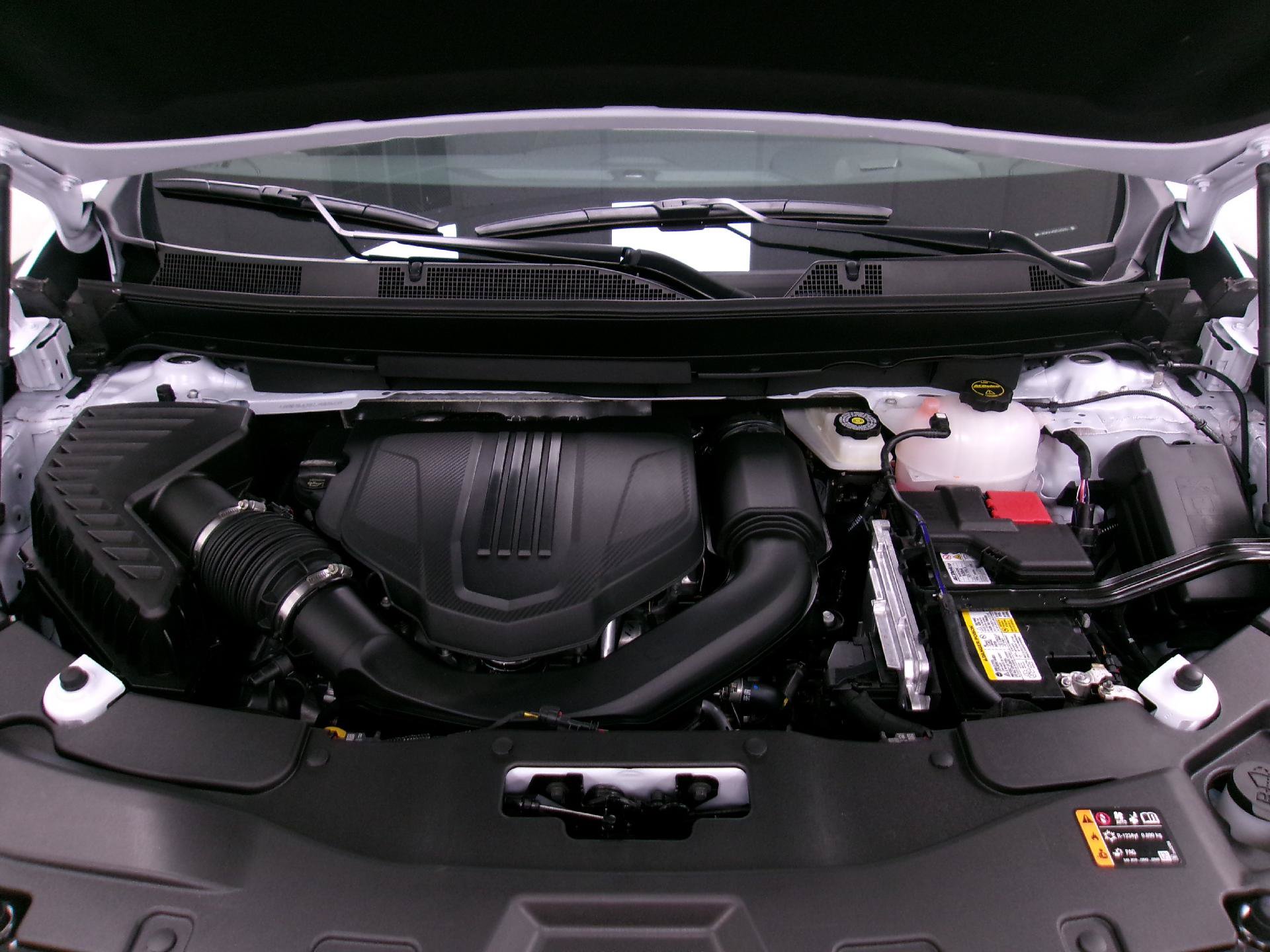 New 2026 Chevrolet Traverse RS w/ LPO, Floor Liner Package FWD image 19