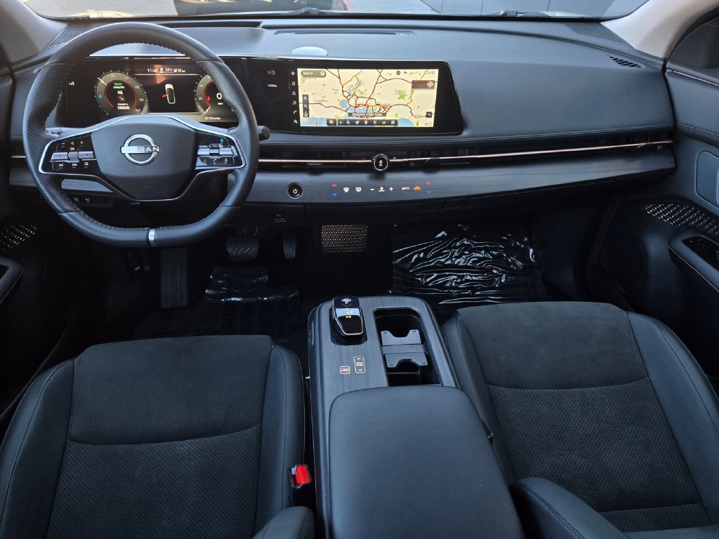 Used 2023 Nissan Ariya FWD image 16