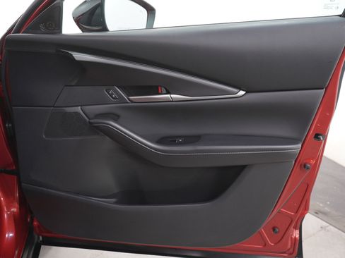 Used 2025 MAZDA CX-30 AWD 2.5 S w/ Select Sport Pkg image 12