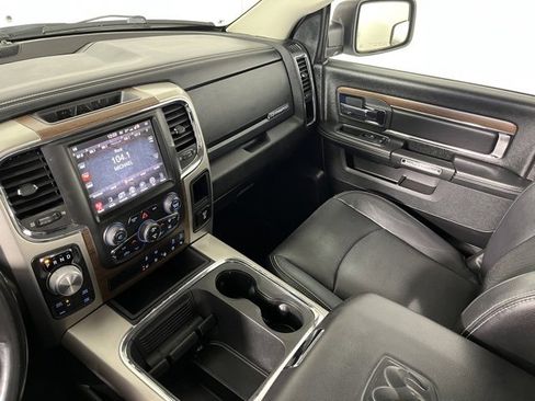 Used 2017 RAM 1500 Laramie w/ Convenience Group image 31