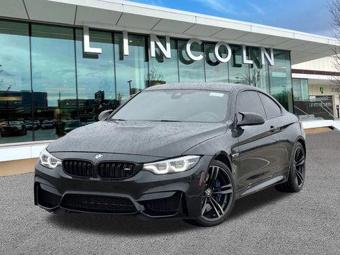 Used 2018 BMW M4 Coupe image 1