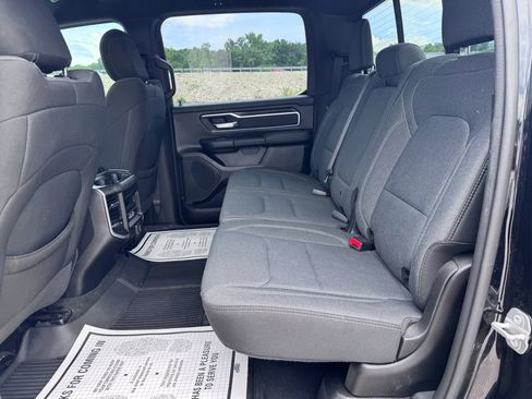 Used 2021 RAM 1500 Big Horn AWD/4WD image 30