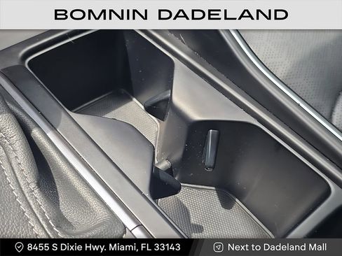 Used 2022 Kia Sorento S image 31