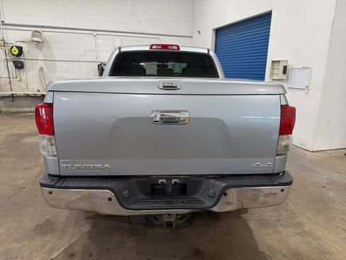 Used 2011 Toyota Tundra Limited w/ Memory Pkg AWD/4WD image 5