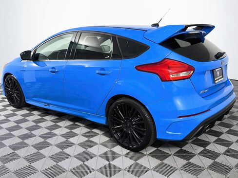 Used 2017 Ford Focus RS AWD/4WD image 8