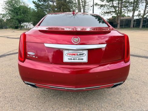 Used 2013 Cadillac XTS Premium AWD/4WD image 4