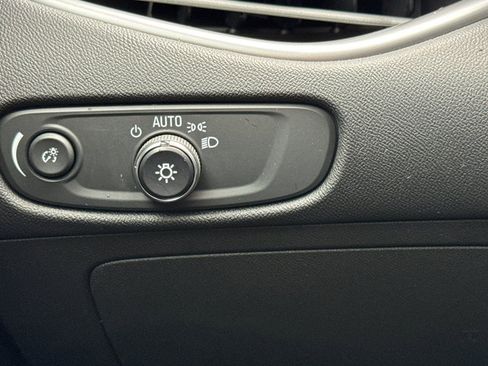 Certified 2022 Chevrolet Malibu LT image 29