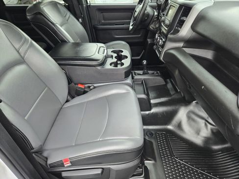 Used 2024 RAM 4500 Tradesman w/ Chrome Appearance Group AWD/4WD image 17