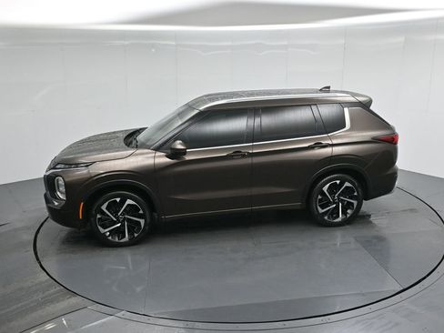 Used 2022 Mitsubishi Outlander SEL image 44