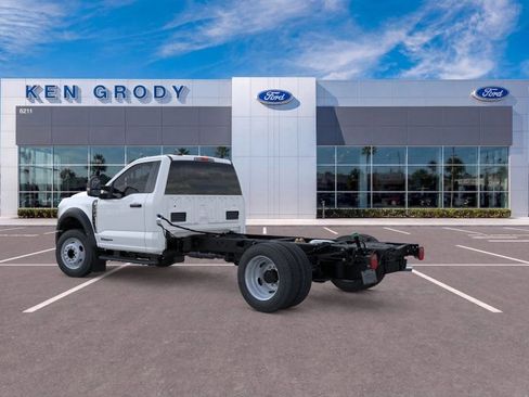 New 2026 Ford F550 2WD Regular Cab Super Duty image 4