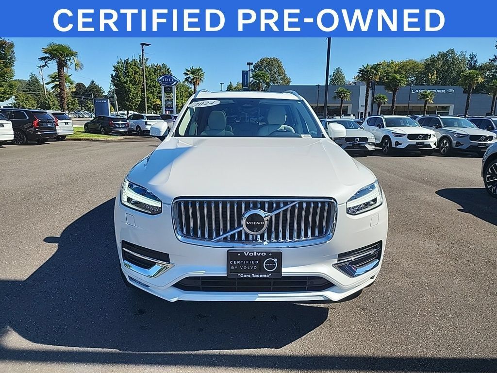 Certified 2024 Volvo XC90 B5 Plus w/ Protection Package Premier AWD/4WD image 7