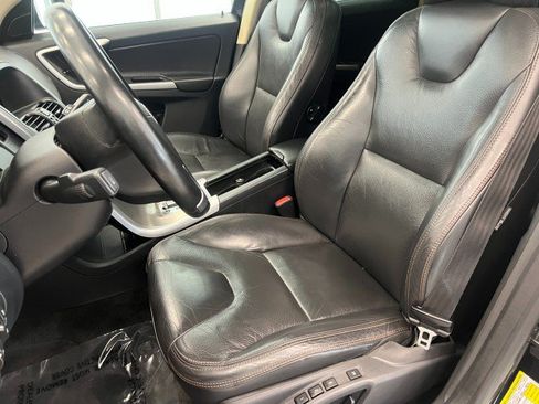 Used 2012 Volvo XC60 3.2 FWD image 10