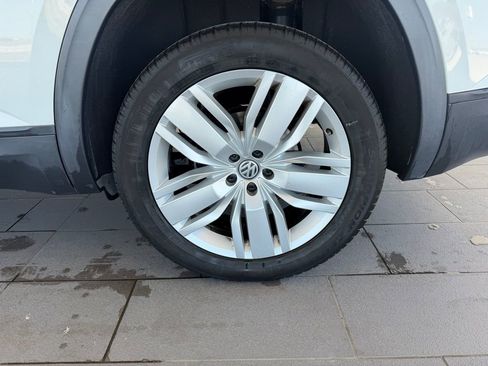 Used 2020 Volkswagen Atlas SE w/ Panoramic Sunroof Package image 13