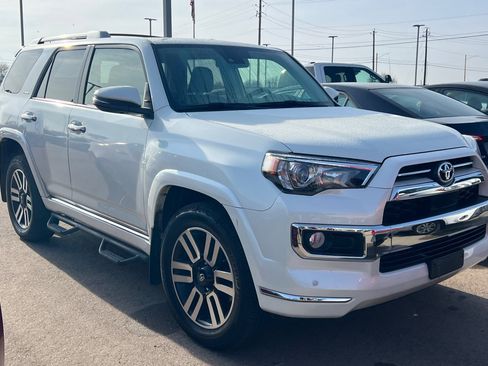 Used 2020 Toyota 4Runner Limited image 2