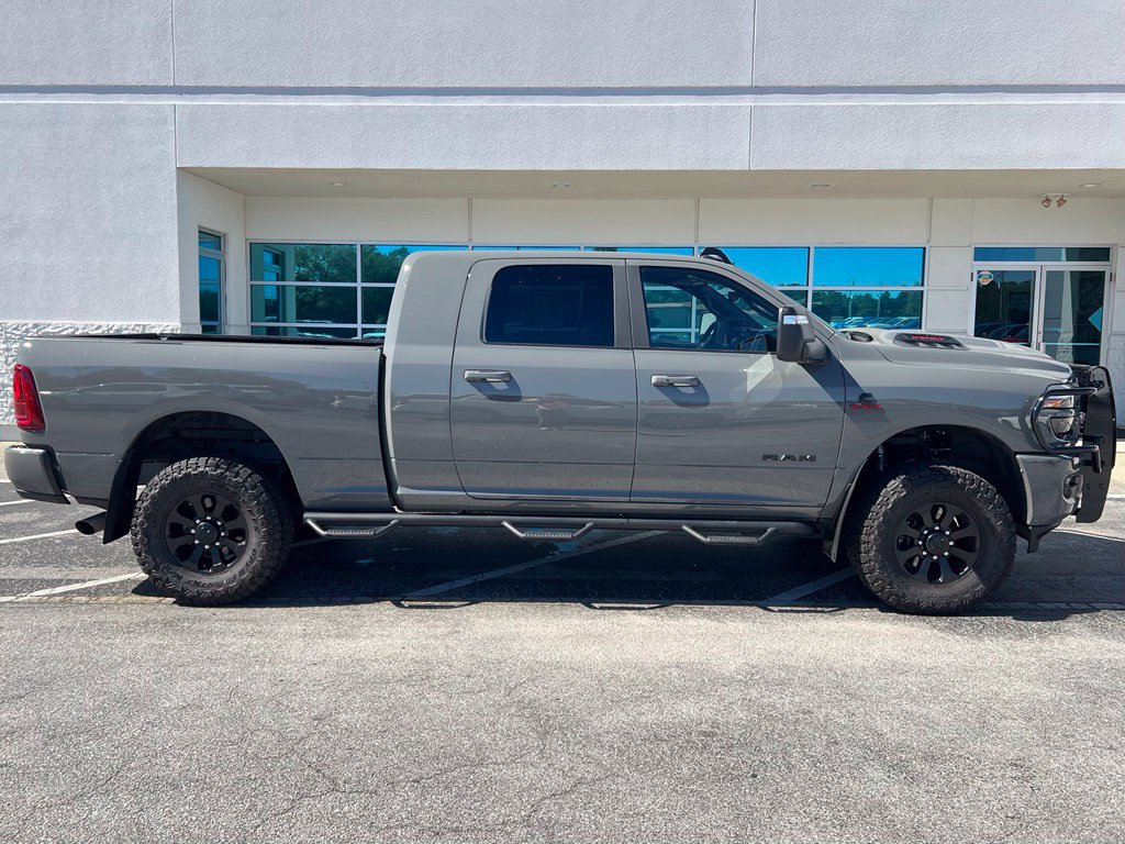 Used 2026 RAM 2500 Laramie w/ Night Edition AWD/4WD image 3
