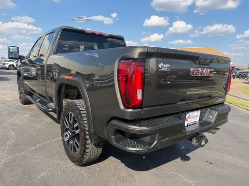 Used 2022 GMC Sierra 2500 AT4 w/ Driver Alert Package I AWD/4WD image 20