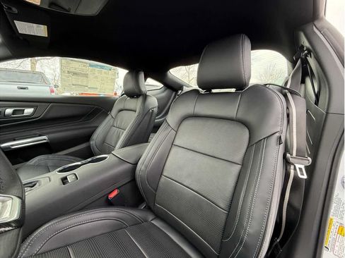 Used 2025 Ford Mustang Premium RWD image 12