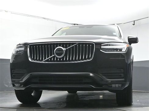 Used 2021 Volvo XC90 T5 Momentum w/ Climate Package image 35