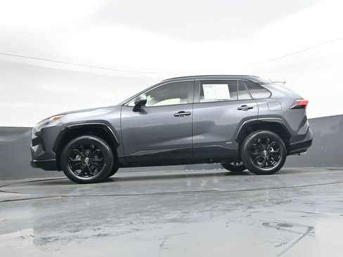 Used 2023 Toyota RAV4 SE AWD/4WD image 40