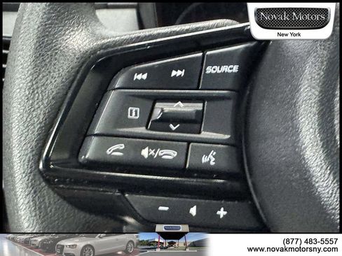 Used 2024 Subaru Crosstrek 2.0i Premium AWD/4WD image 18