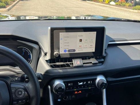 Certified 2025 Toyota RAV4 XLE AWD/4WD image 22
