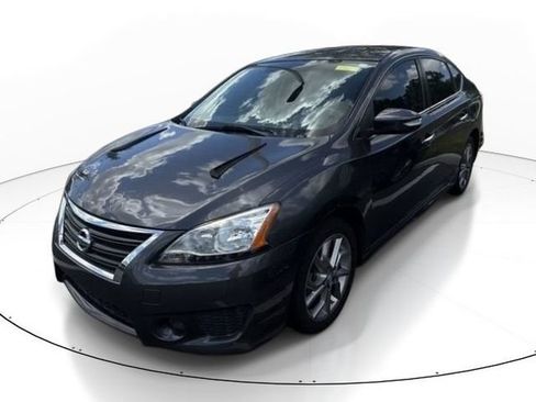 Used 2015 Nissan Sentra SR FWD image 8