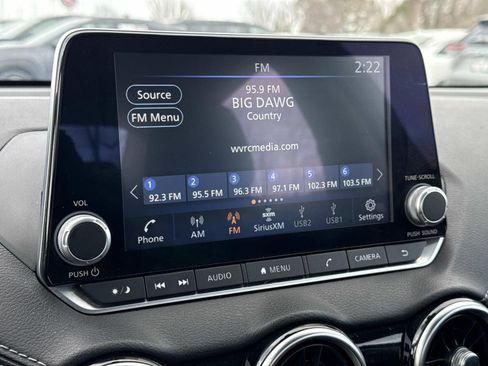 Used 2024 Nissan Sentra SV image 9