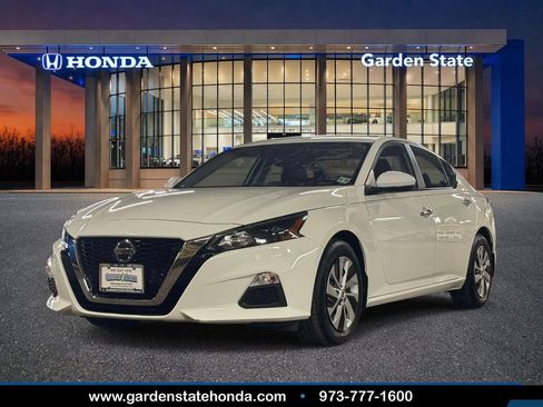 Used 2022 Nissan Altima 2.5 S FWD image 1