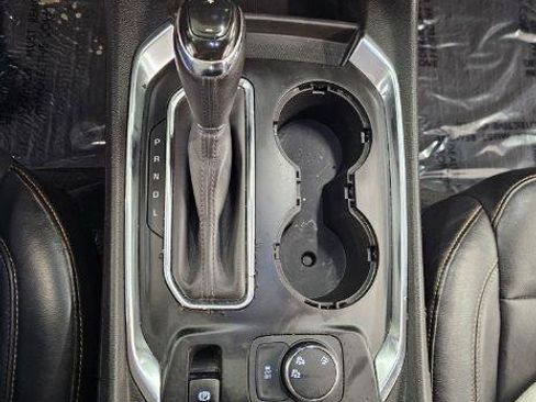 Used 2019 Chevrolet Traverse RS AWD/4WD image 24