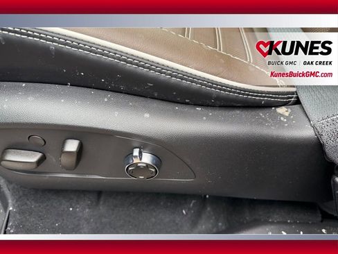 New 2026 GMC Acadia Denali Ultimate w/ LPO, Floor Liner Package image 13