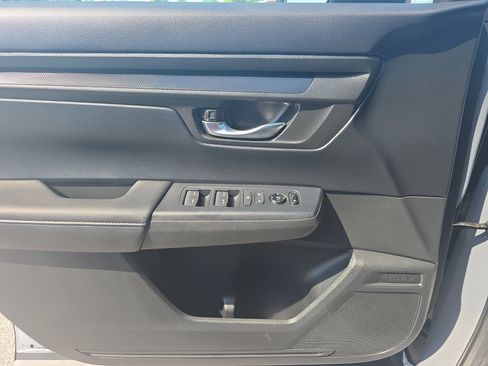 Certified 2025 Honda CR-V EX image 24