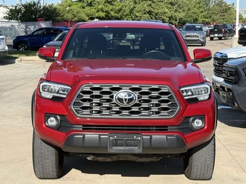 Used 2021 Toyota Tacoma TRD Off-Road AWD/4WD image 7